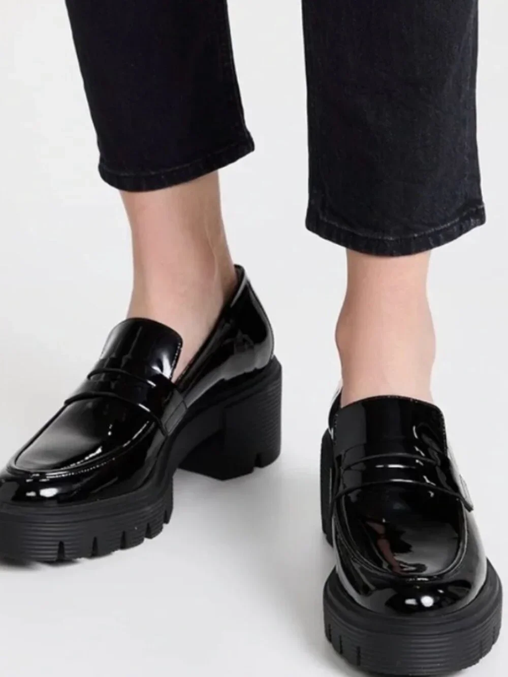 Stuart Weitzman Soho Loafer - Black Patent Leather - Size 8.5 - Never Been Worn